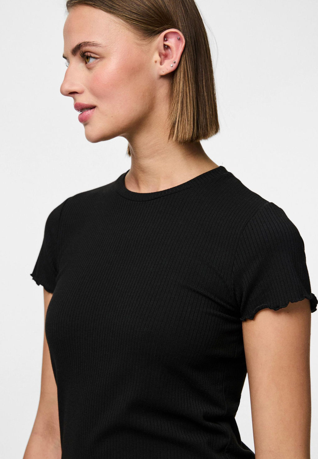 Pieces PCNICCA SS O-NECK TOP NOOS