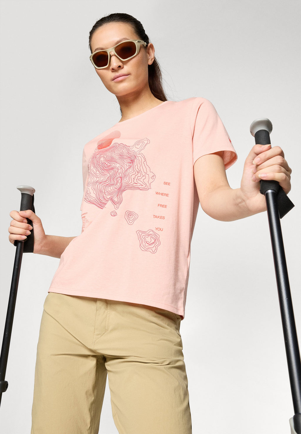 Peak Performance EXPLORE GRAPHIC TEE