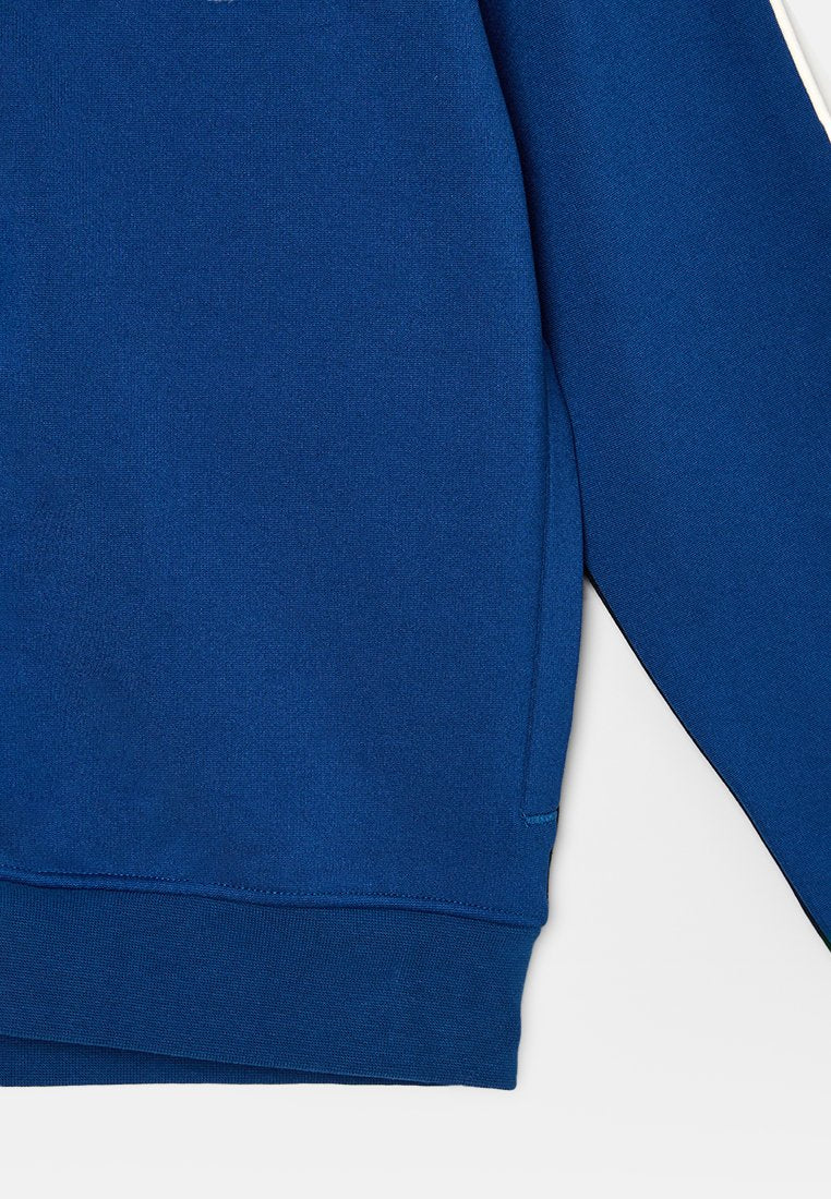 Lyle & Scott