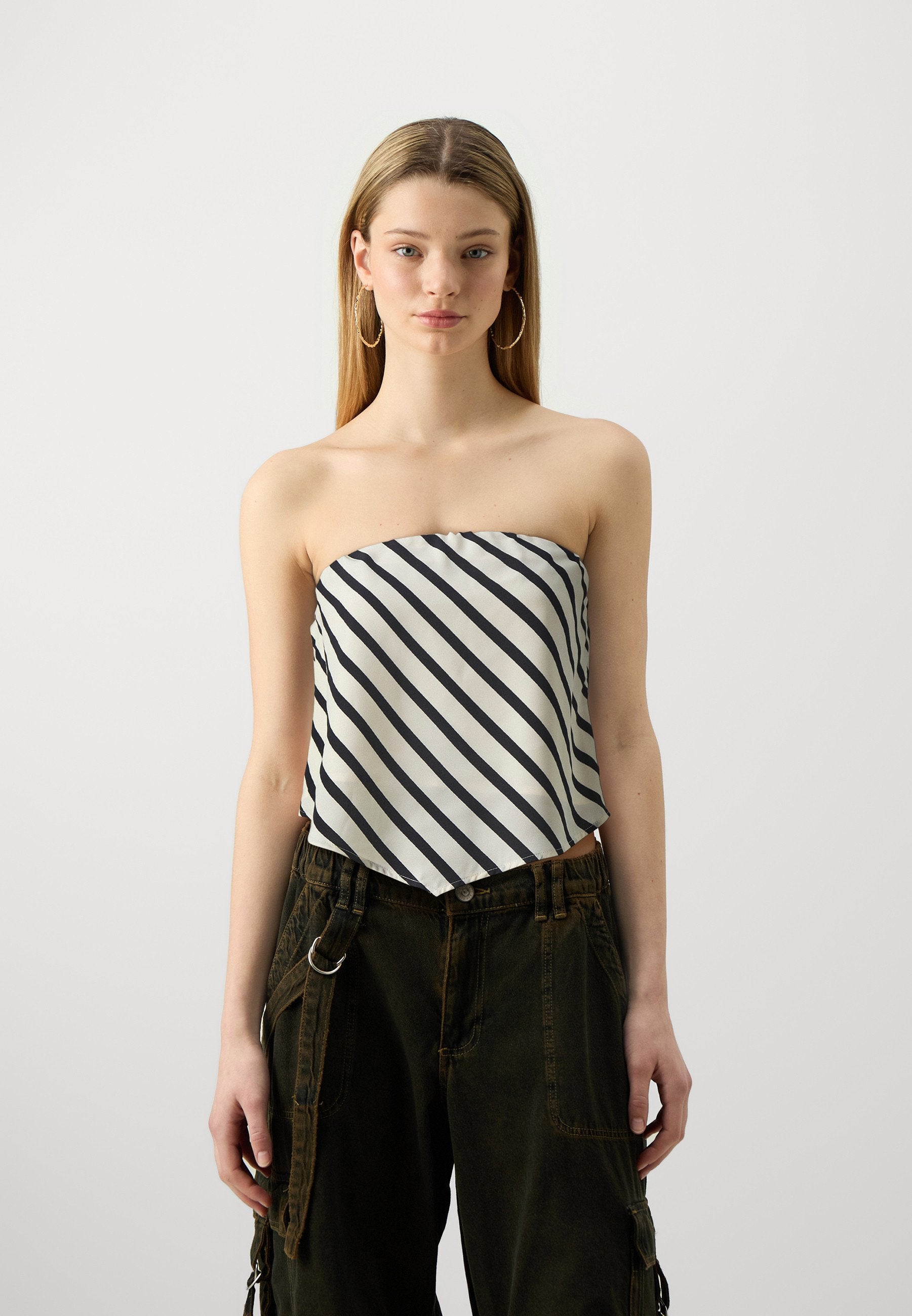 Abercrombie & Fitch STRAPLESS  SCARF