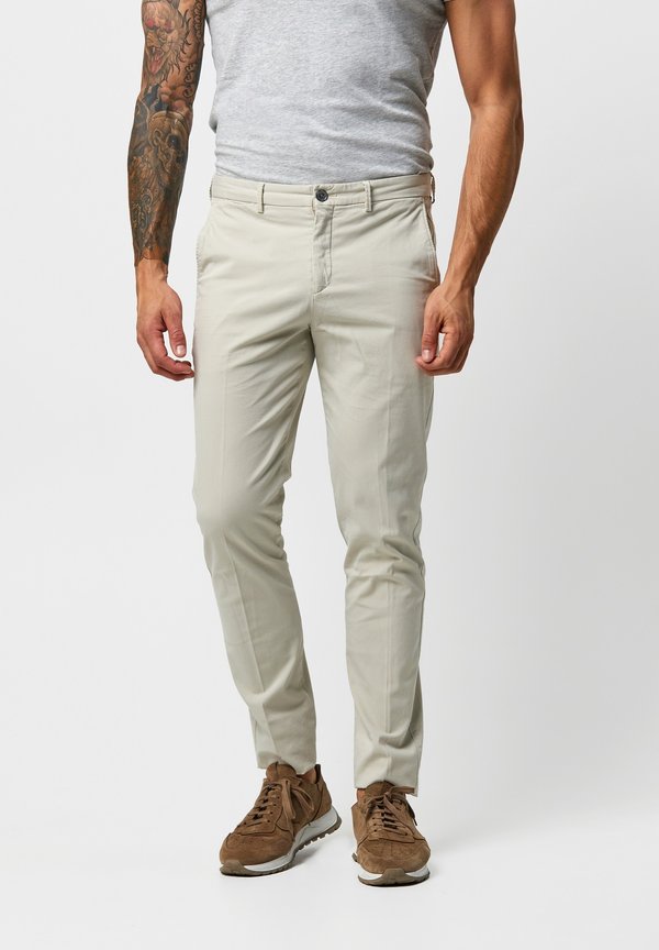 PROFUOMO PROFUOMO TROUSERS CHINO