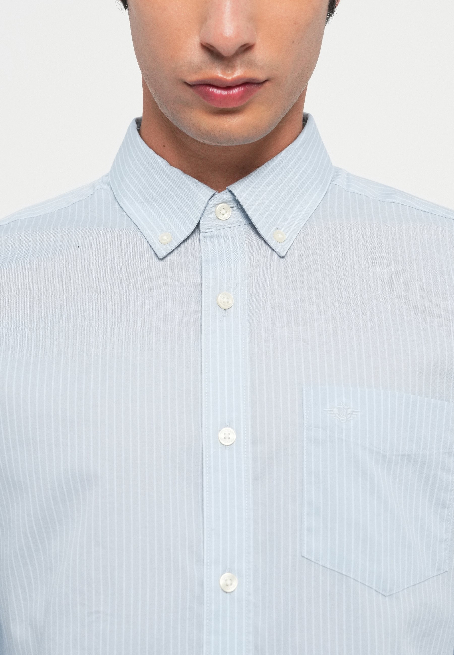 DOCKERS SIGNATURE STAIN