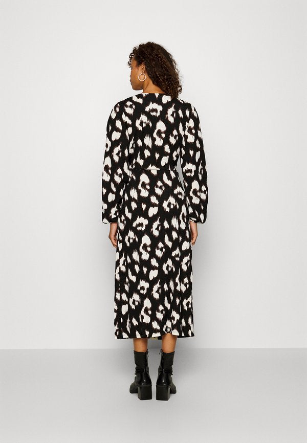 VILA Tall VIPEFFI PERRY WRAP MIDI DRESS