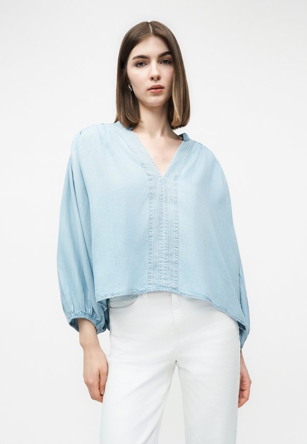 DKNY HIGH RISE SKINNY