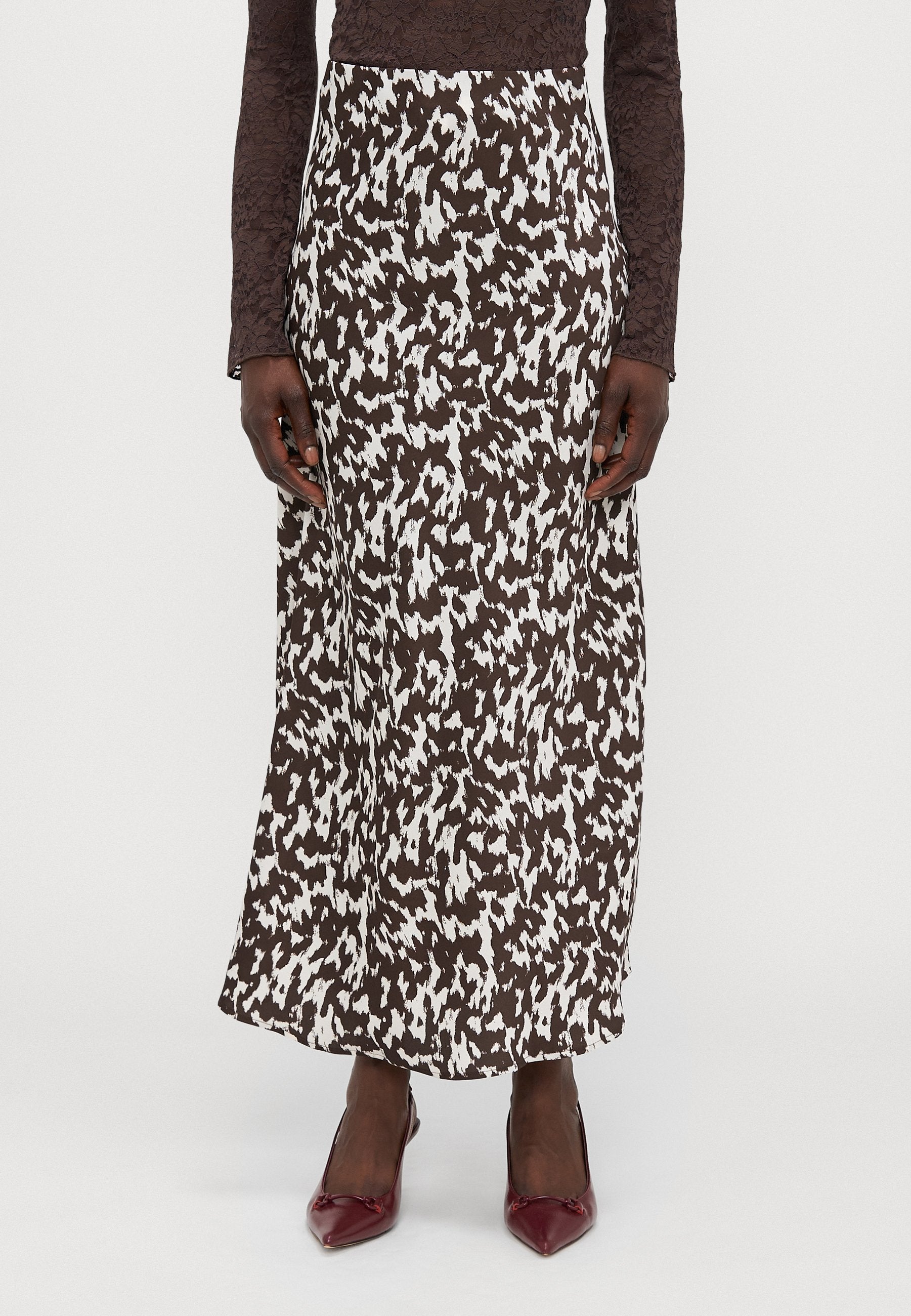 ONLCHIGO SKIRT Media 3