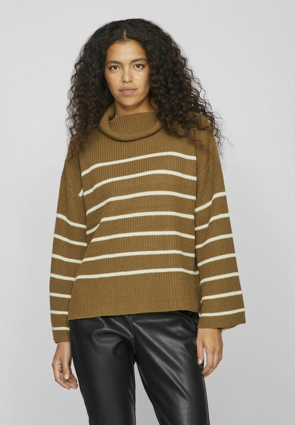 VILA Knitted Turtleneck