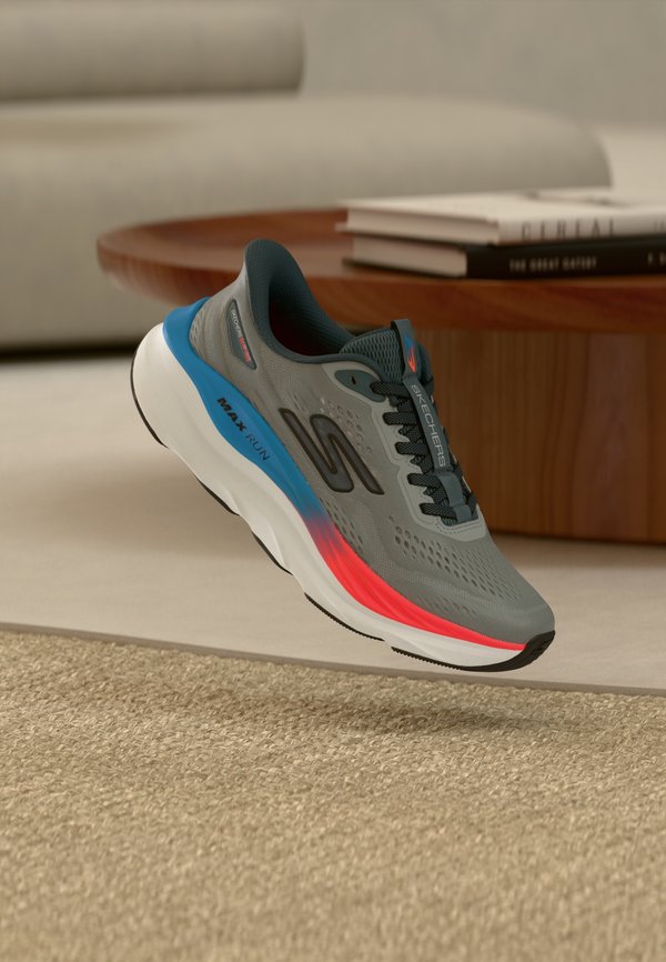Skechers MAX RUN - Trainers - gray/multi-coloured