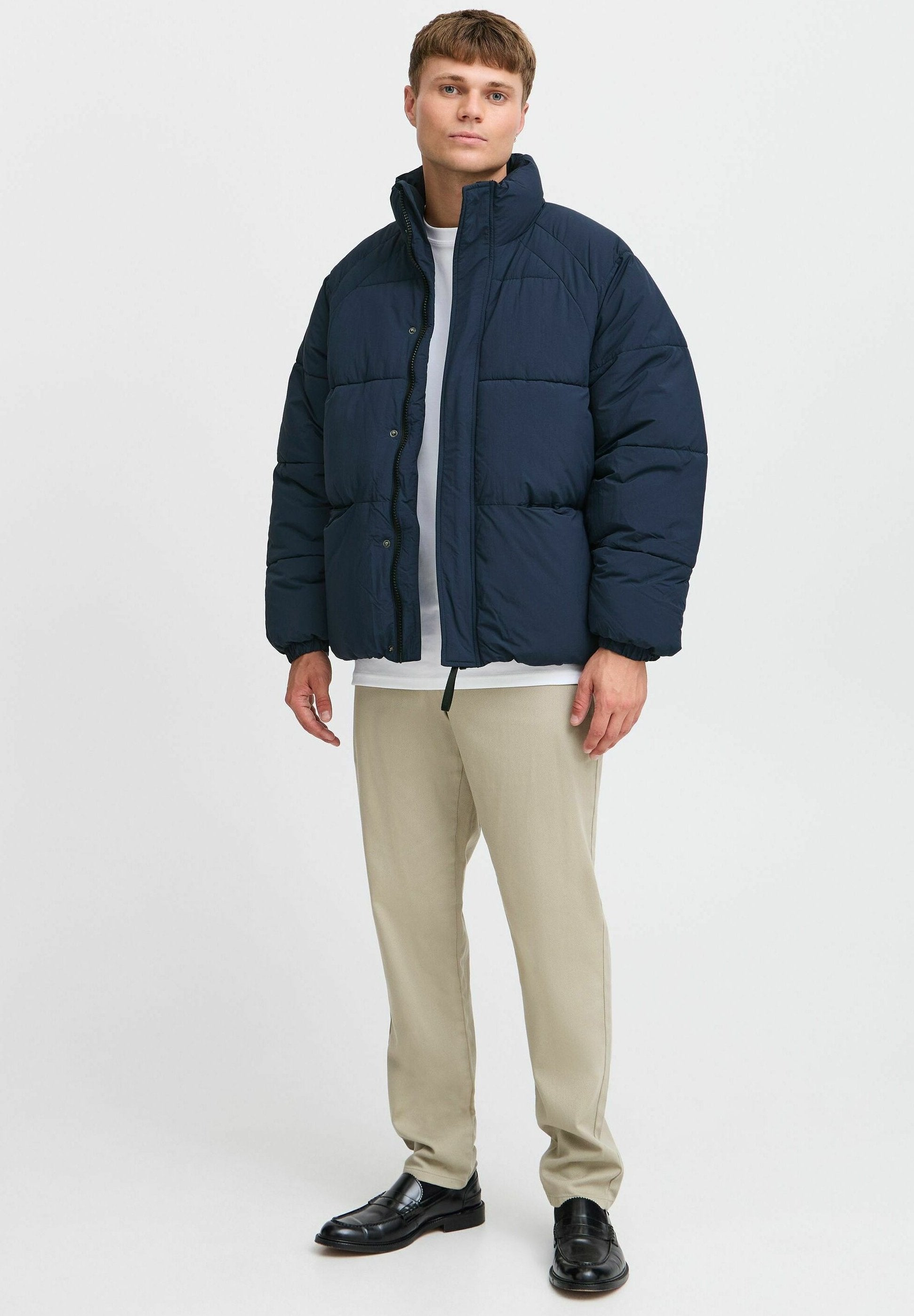 SDMILO PUFFER SHORT Media 2