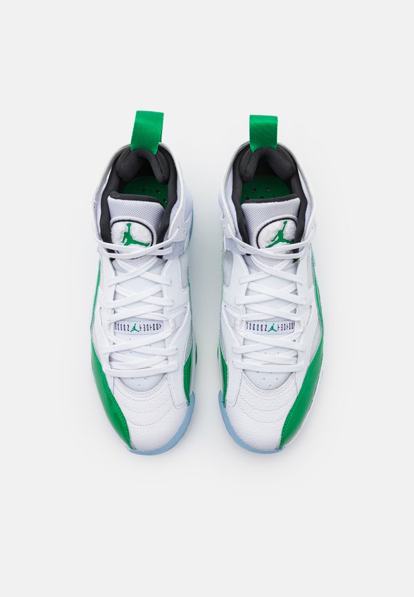 Jordan JUMPMAN TWO TREY