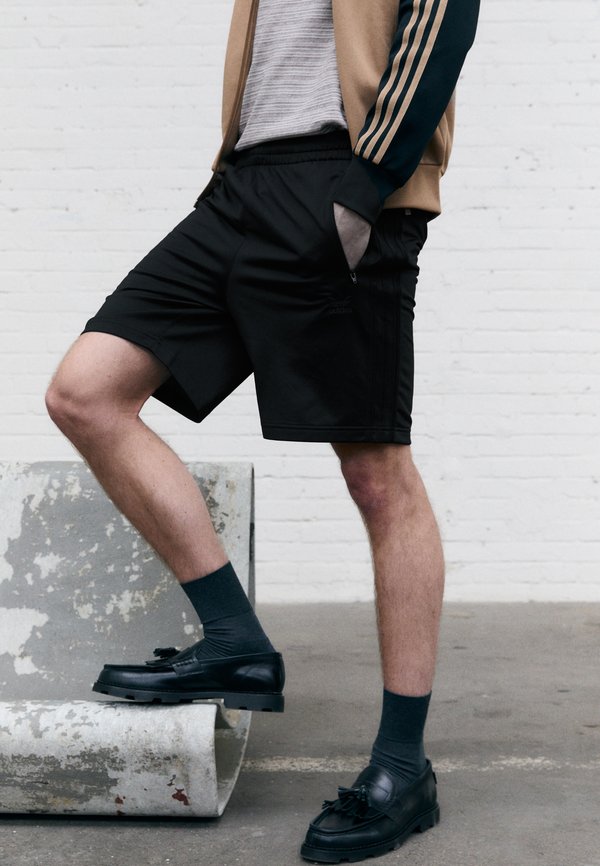 adidas Originals FIREBIRD - Tracksuit bottoms - black