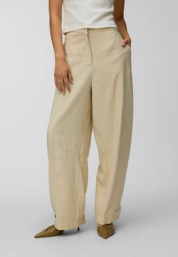 Vero Moda TROUSERS VMELLIOT TROUSERS - Trousers - overcast