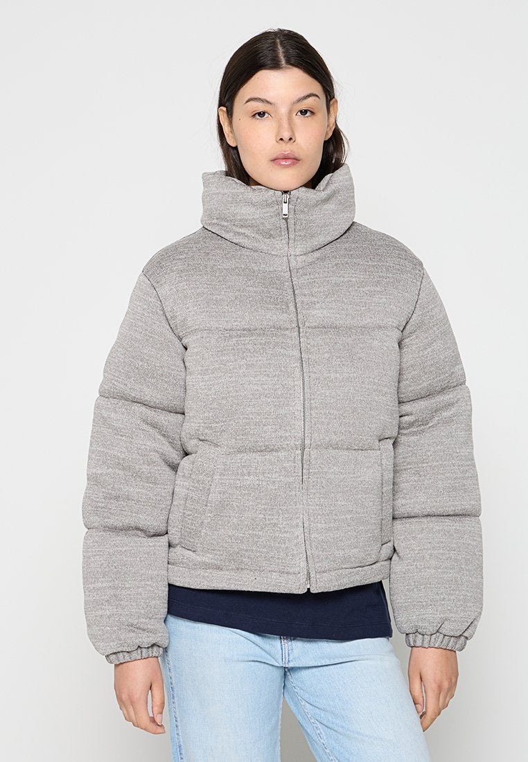 GAP SHORT PUFFER