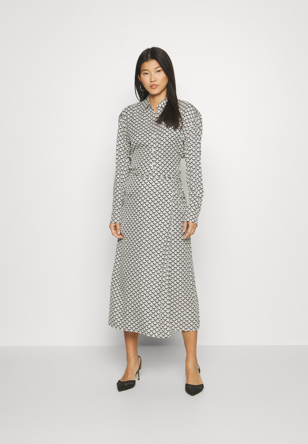 SEAL WRAP MIDI SKIRT Media 2