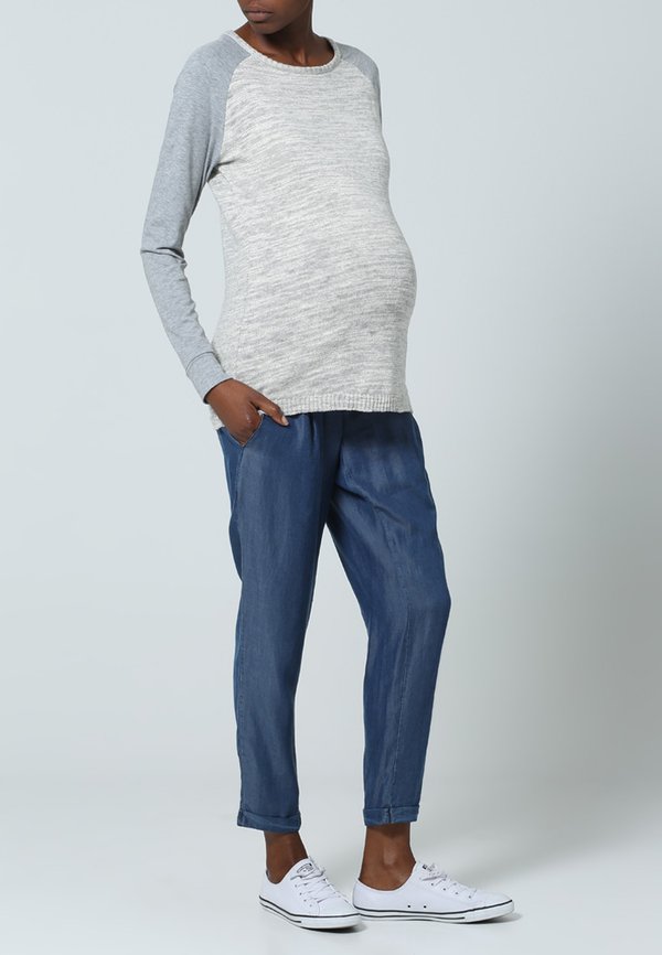 Esprit Maternity