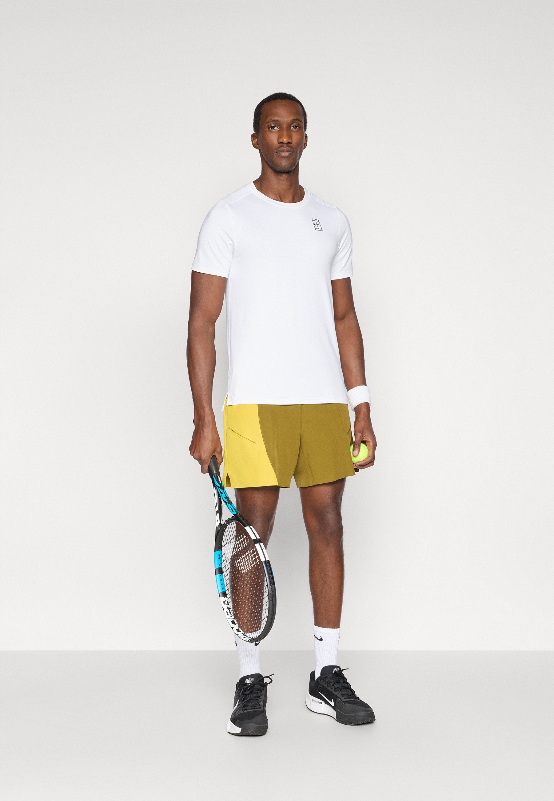 Nike Performance NIKECOURT SLAM SHORT