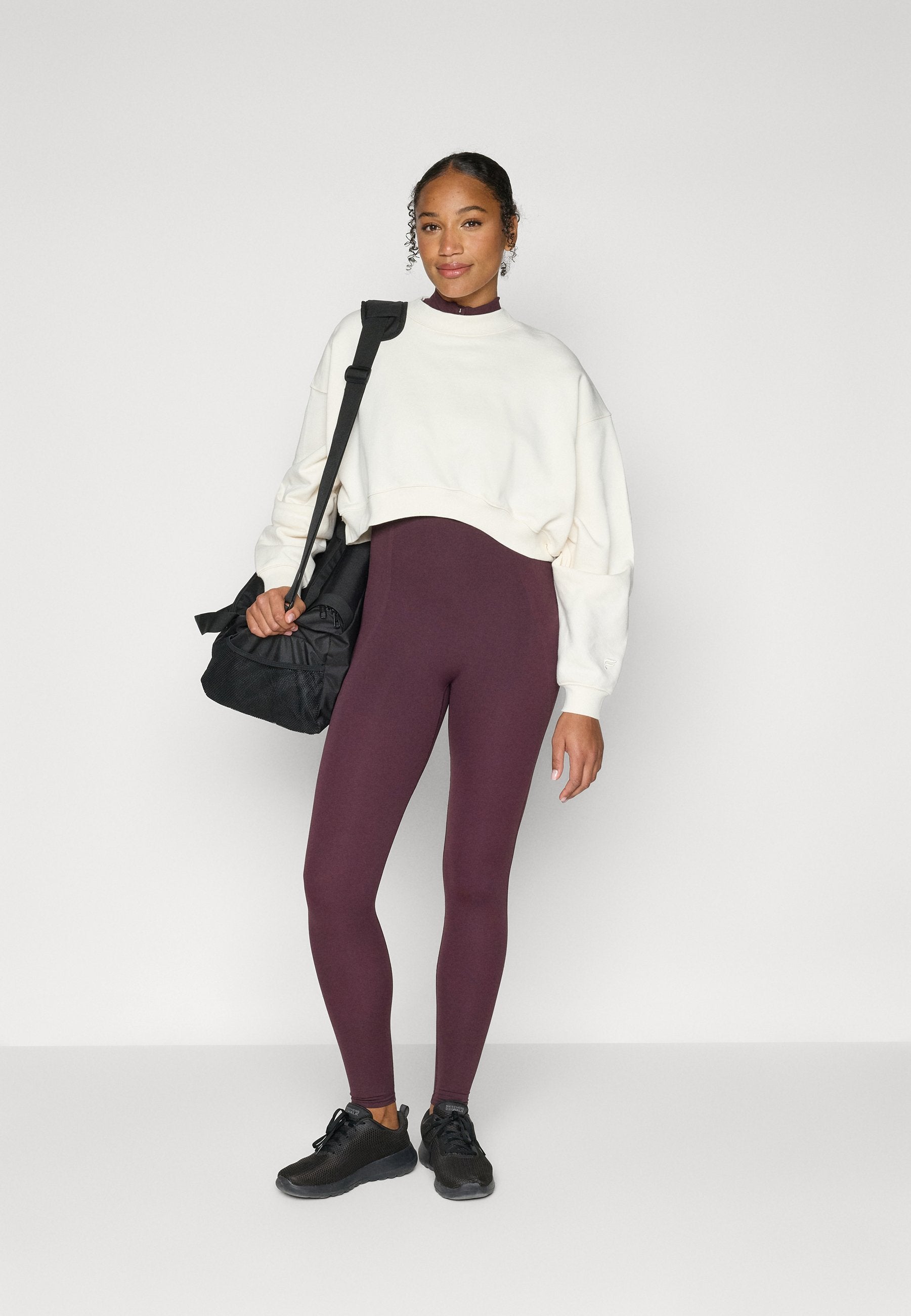 Fabletics WEEKEND CROPPED