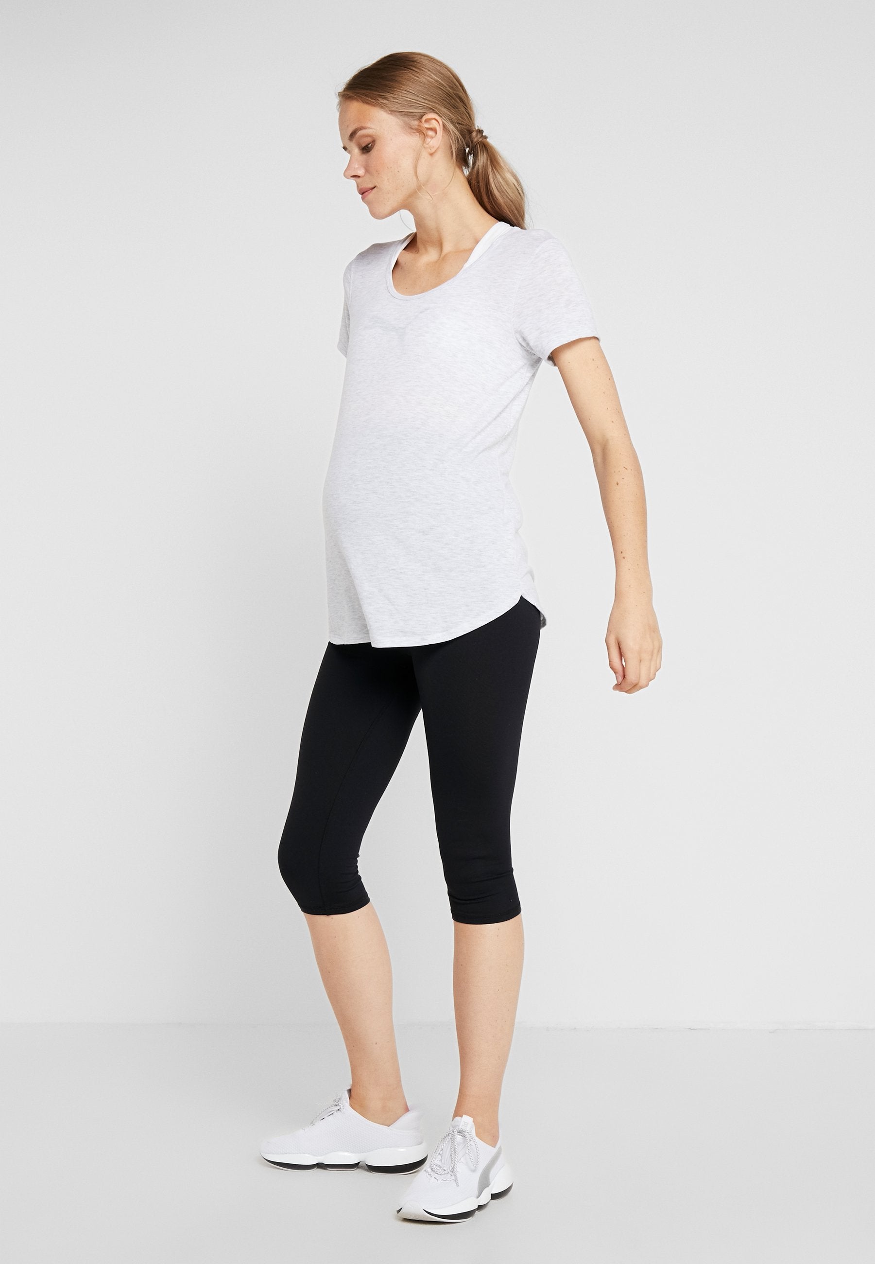 Cotton On Body MATERNITY GYM TEE