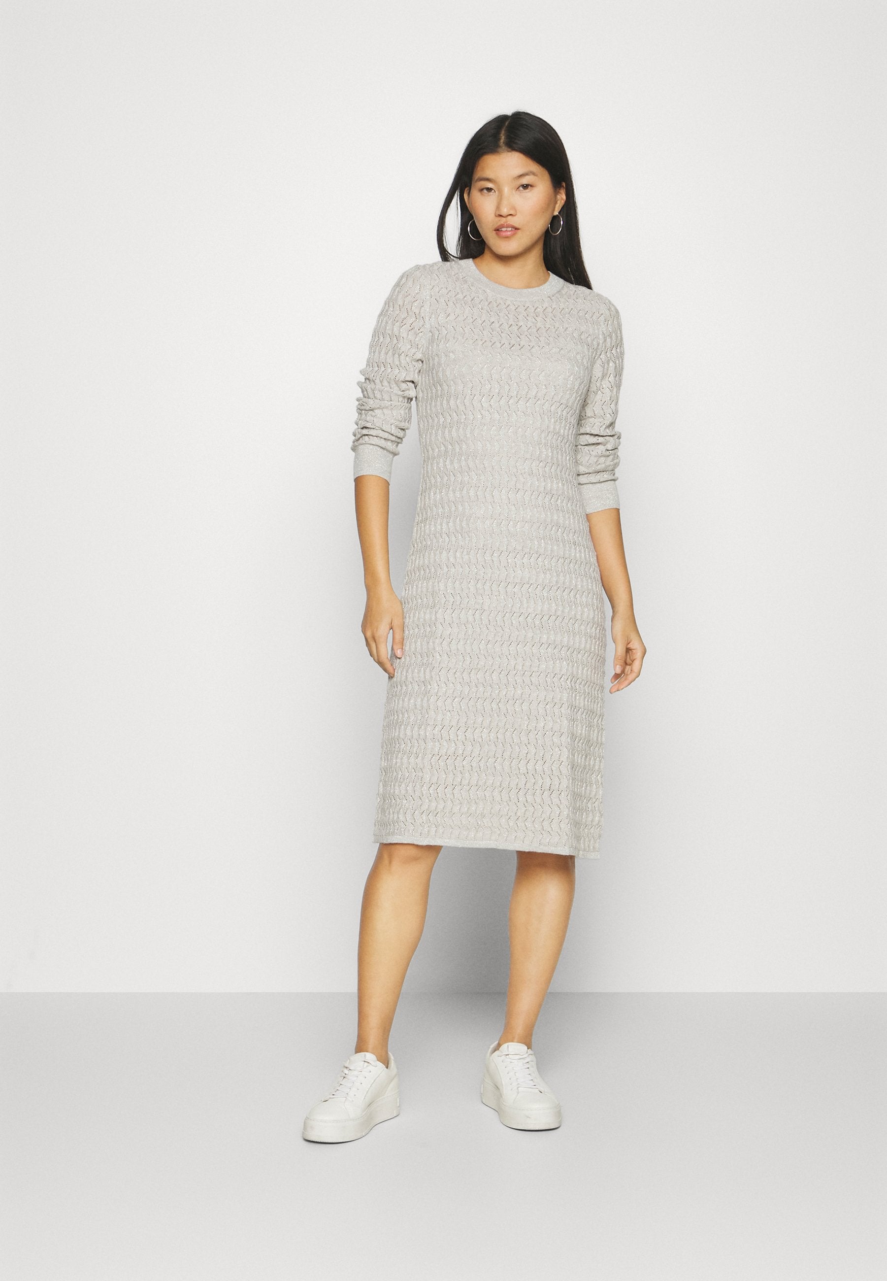 GAP TEXTURED DRESS