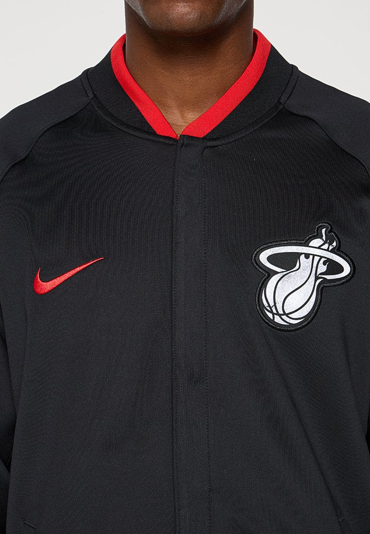 Nike Performance