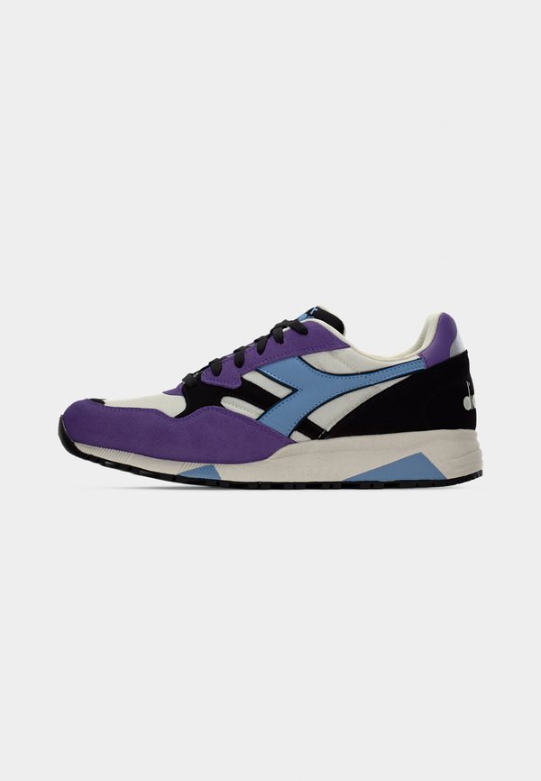 Diadora N902 UNISEX