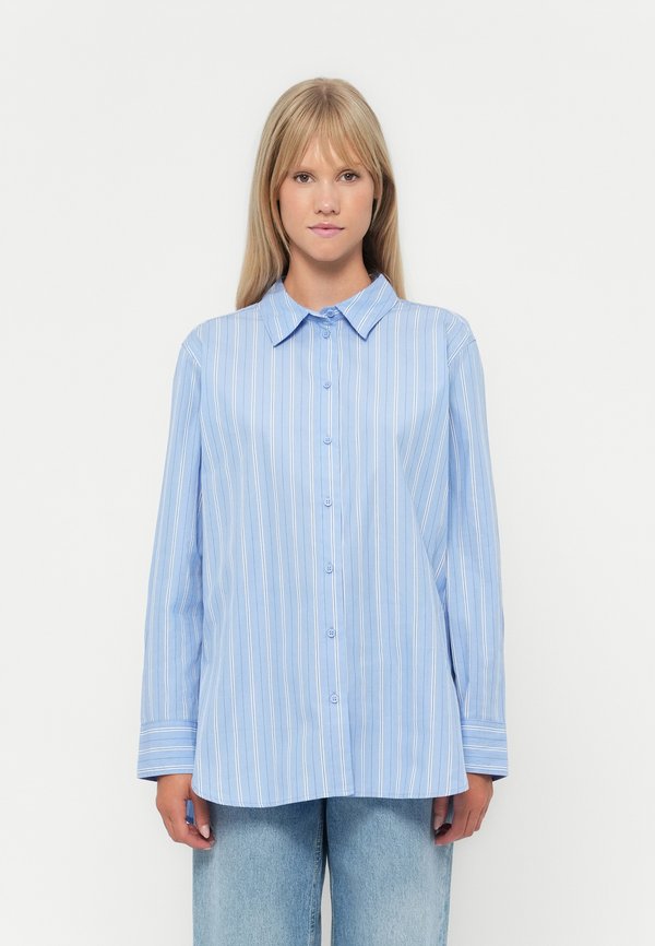 Vero Moda VMELINA - Button-down blouse - hydrangea/snow white/black