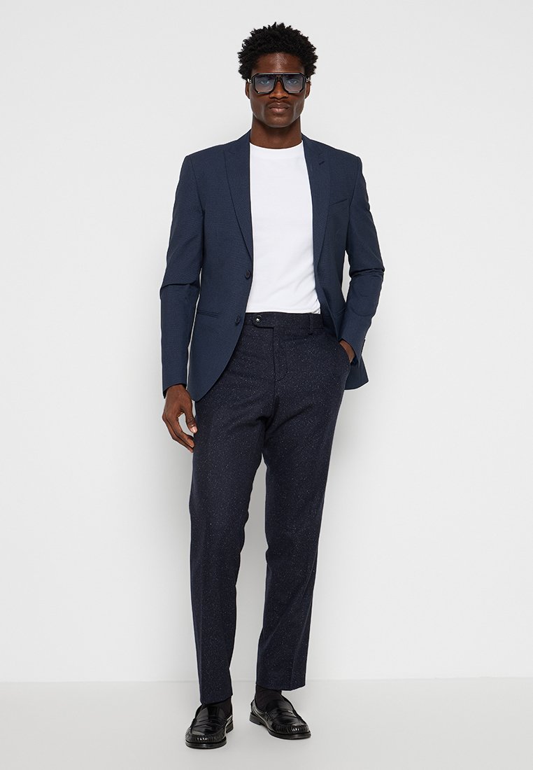 BOSS GENIUS SLIM FIT