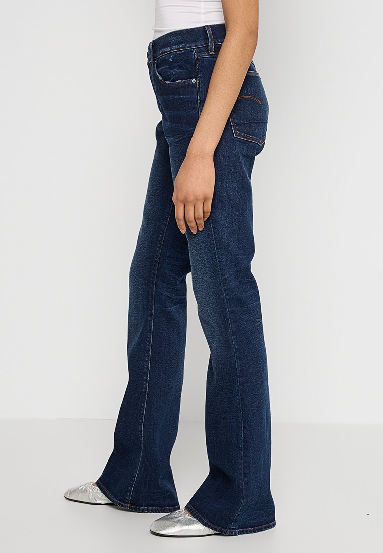 G-STAR Flared Jeans Media 2