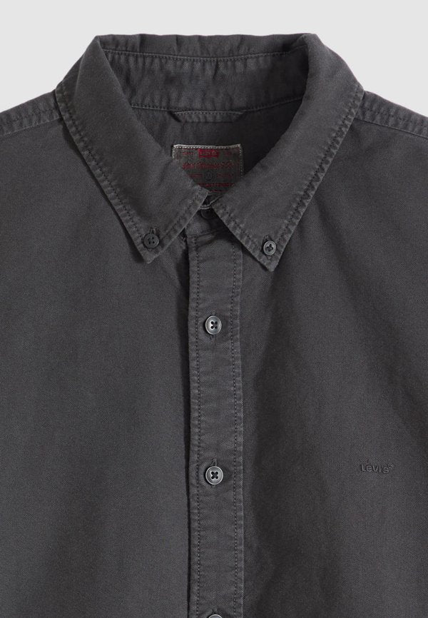 Levi's® AUTHENTIC BUTTON DOWN