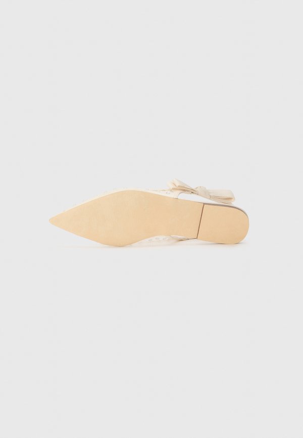 Steve Madden OLYVIA