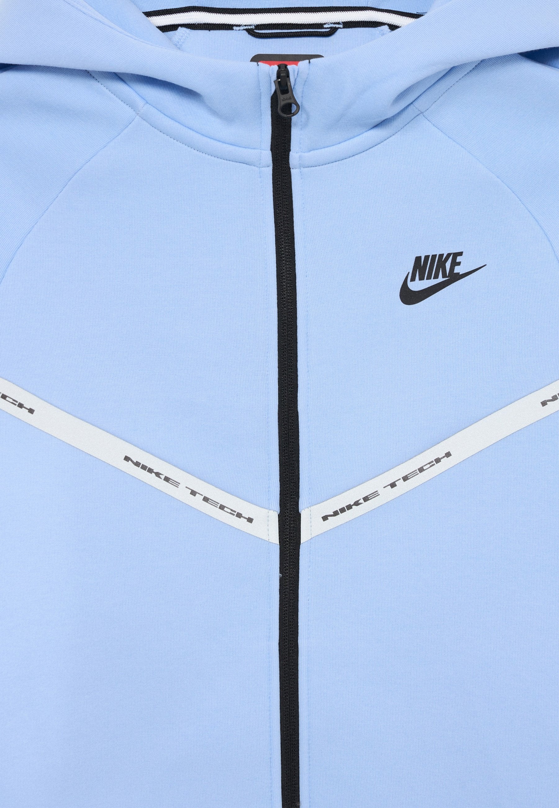 Nike Sportswear REFLECT