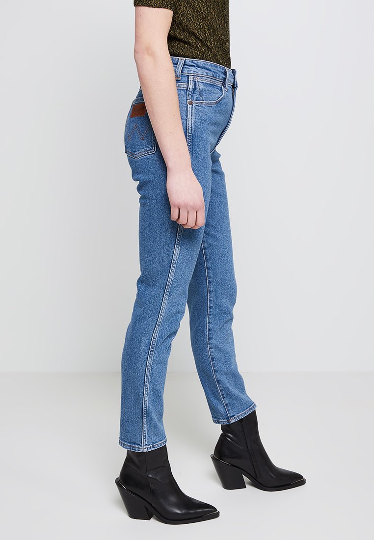 Wrangler RETRO