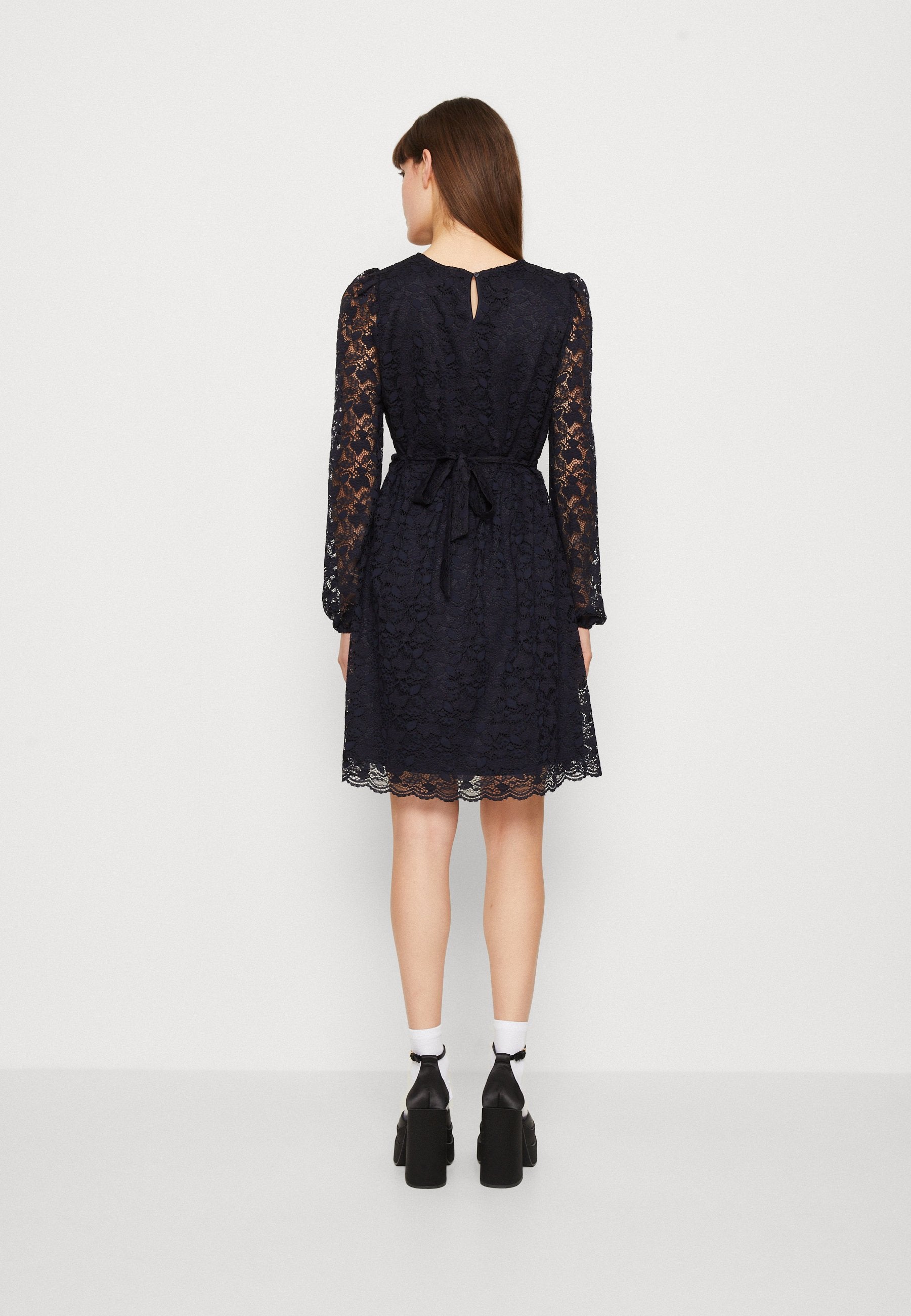 ONLANN DRESS Media 4