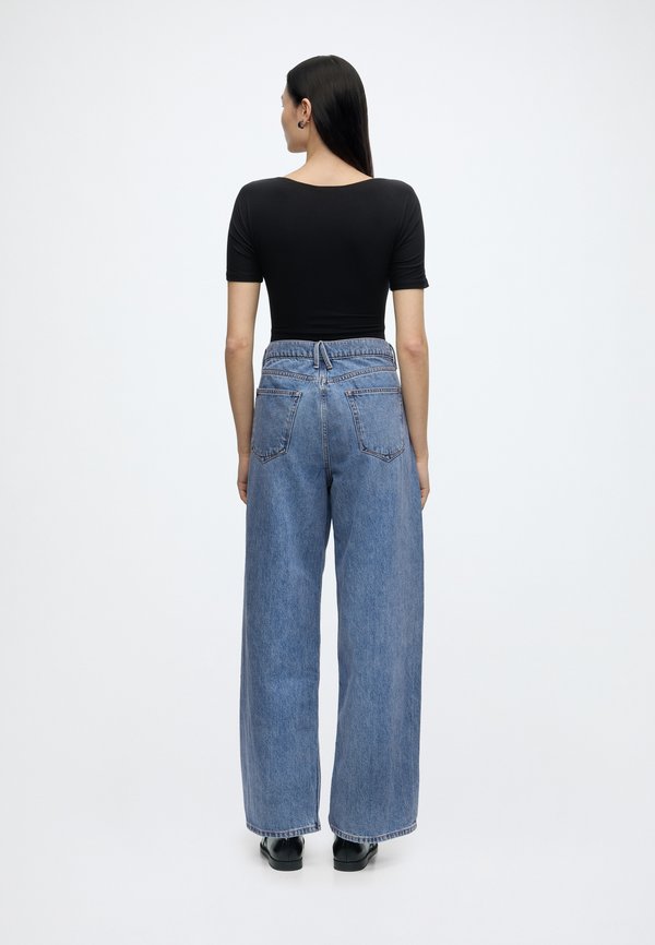Good American STANDARD BAGGY