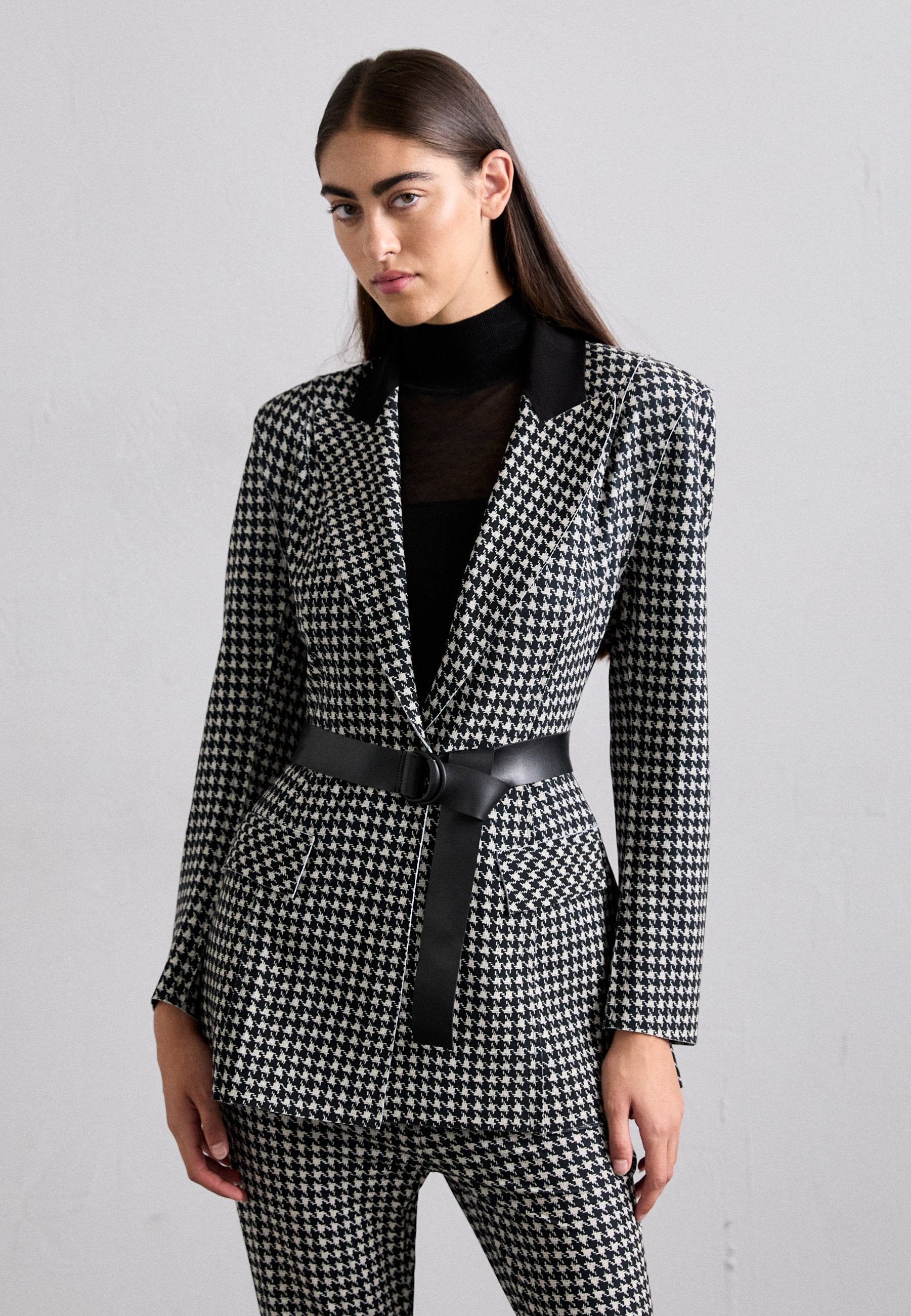 Norma Kamali SINGLE BREASTED BOY FIT RIDING JACKET