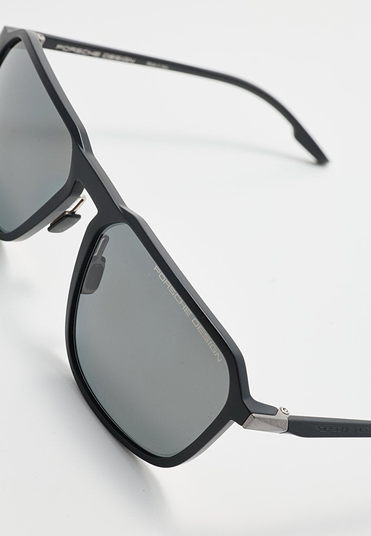 Porsche Design P8961