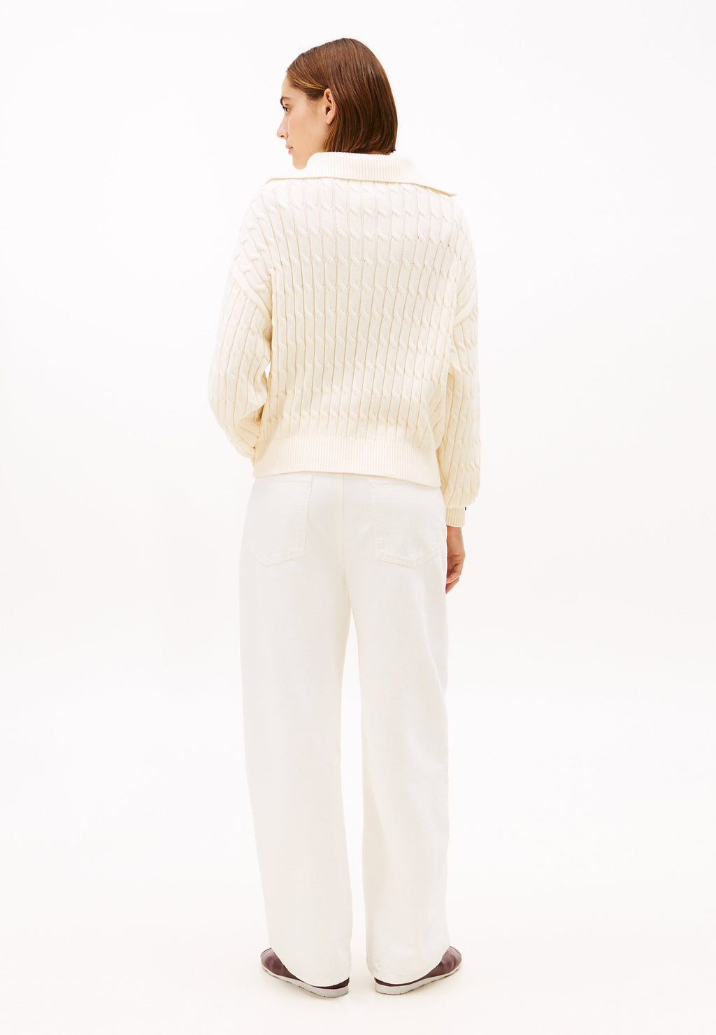 RELAXED CABLE KNIT HALF-ZIP JUMPER Media 4