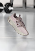 Nike Performance MOTIVA 2 - Training shoe - pearl pink/tattoo/light violet ore/light orewood brown