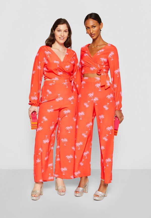 Never Fully Dressed NFDXZLND RORY PALM WRAP TOP