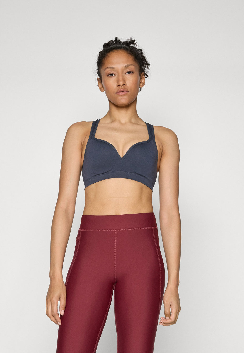 ONLY Play ONPMARTINE SEAMLESS BRA OPUS