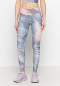 Hochtaillierte Leggings mit einem blauen und rosa Marmor-Muster, aus dehnbarem Material mit glatter Textur, geeignet für Sportbekleidung.