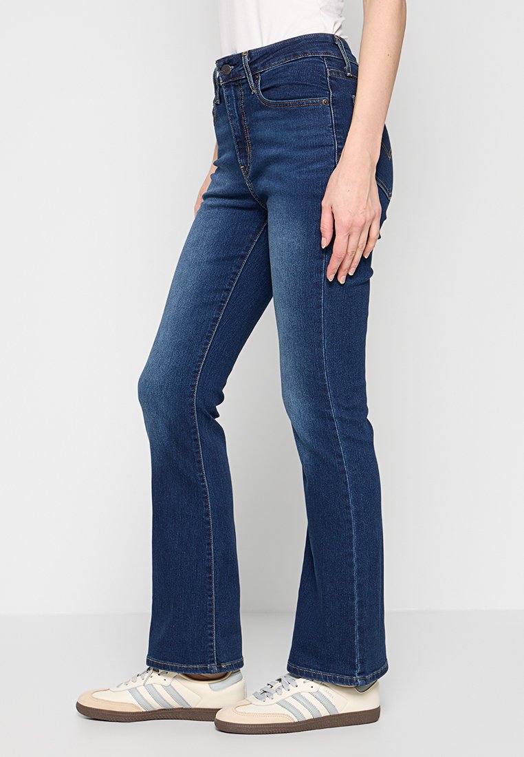 Levi's® 725® HIGH RISE BOOTCUT