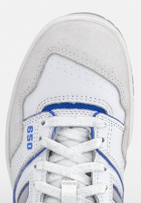 New Balance 650
