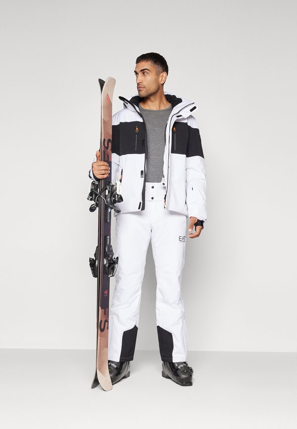 EA7 Emporio Armani SKI KITZBUHEL PROTECTUM