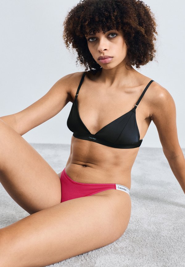 Calvin Klein Underwear DIPPED STRING THONG ICON LOGO - Thong - vibrant pink