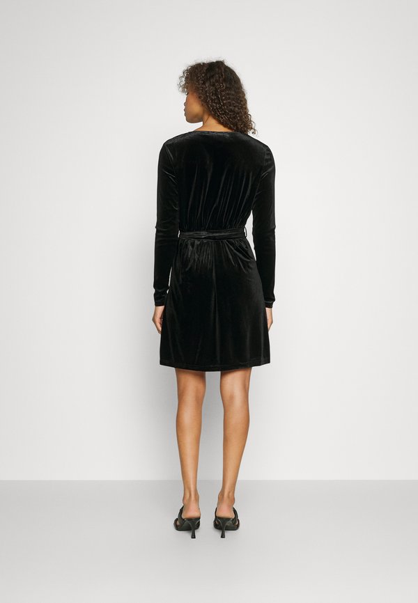 Vero Moda Tall VMCARLY DRESS