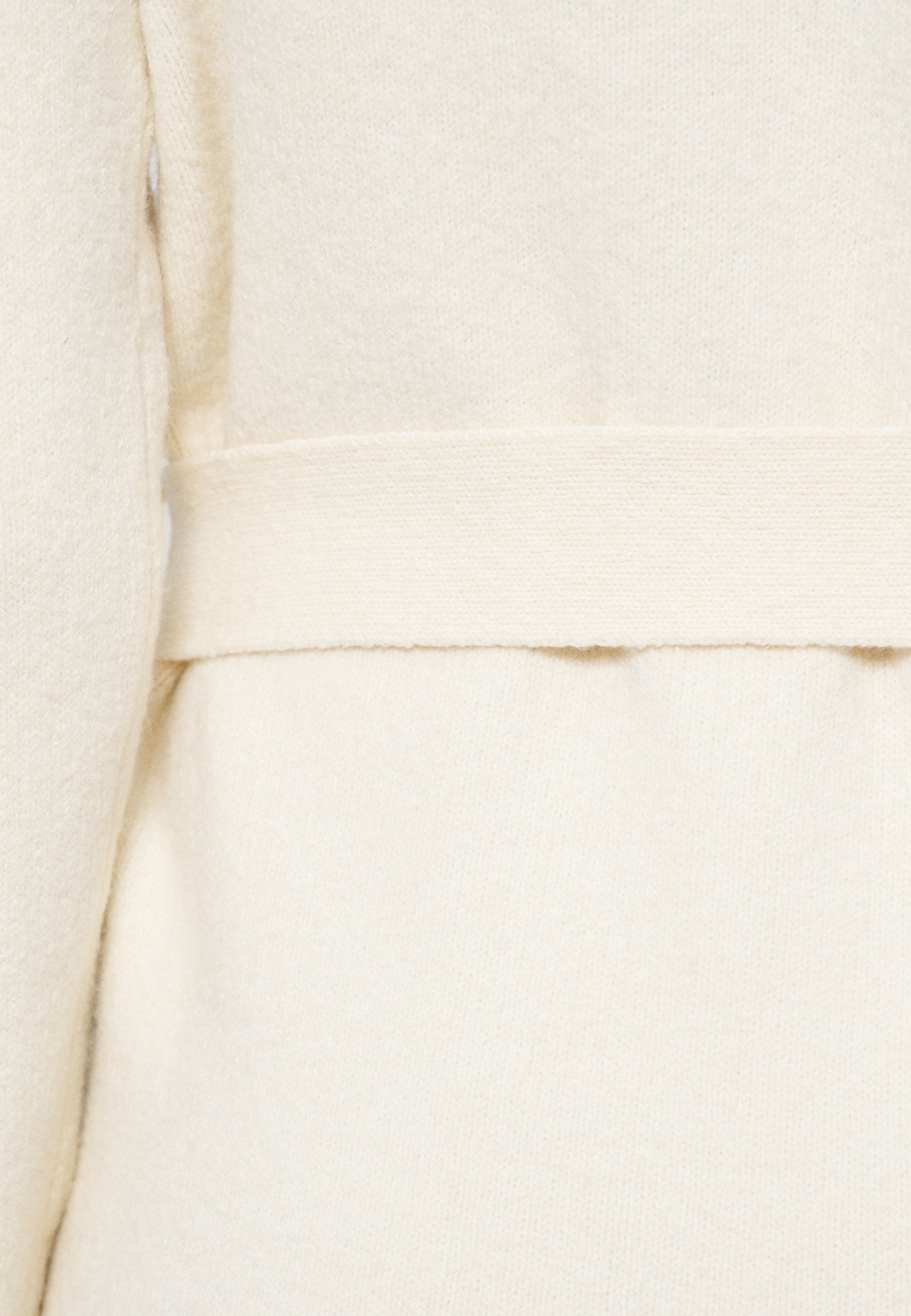 KARL LAGERFELD Strickkleid Media 7