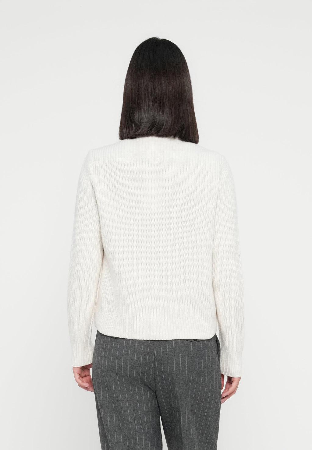 MODERN JACKET Media 4