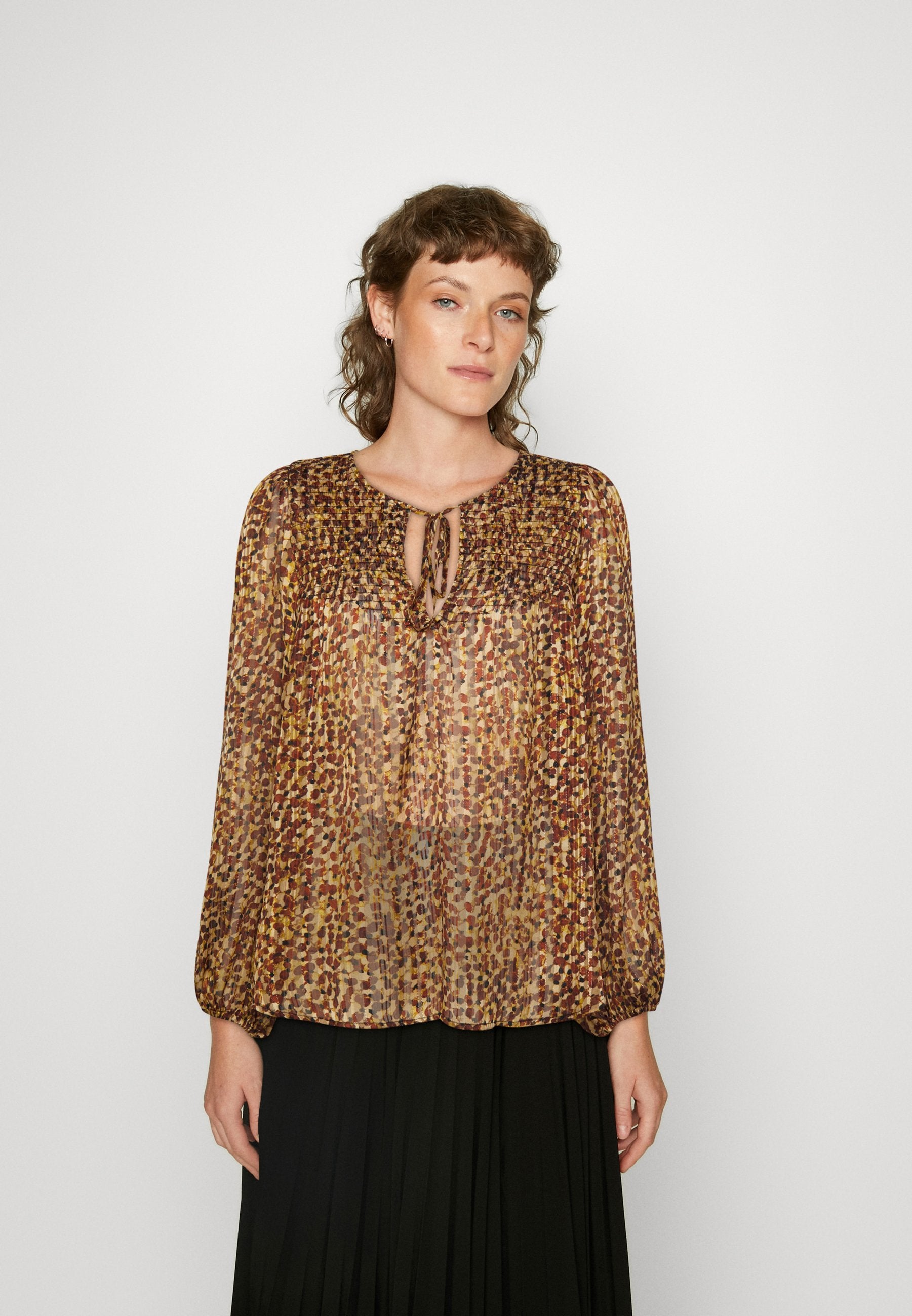 Second Female NUTMEG BLOUSE