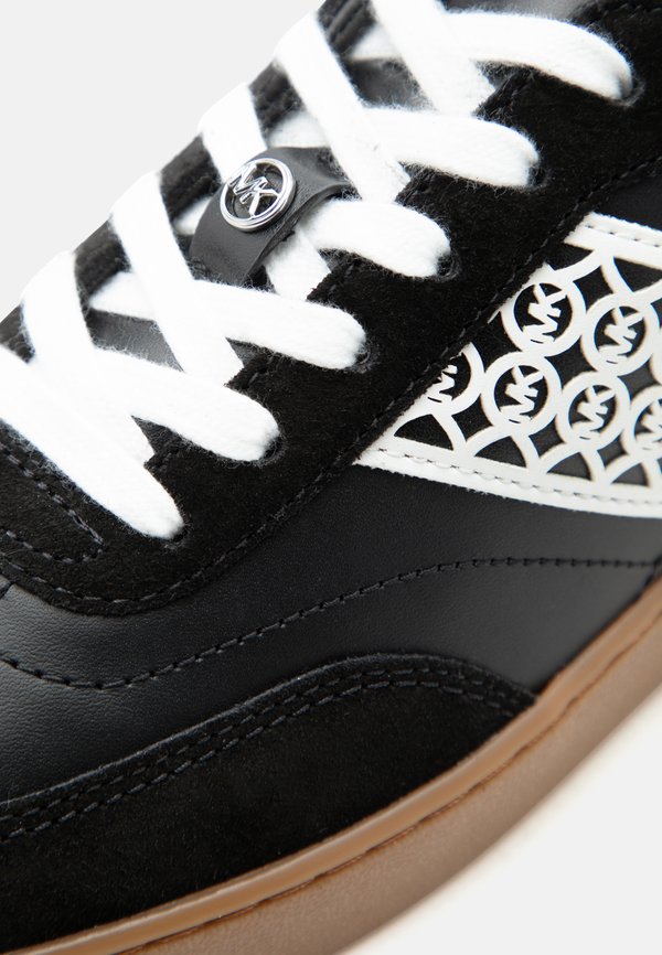 MICHAEL Michael Kors KAYCEE LACE UP