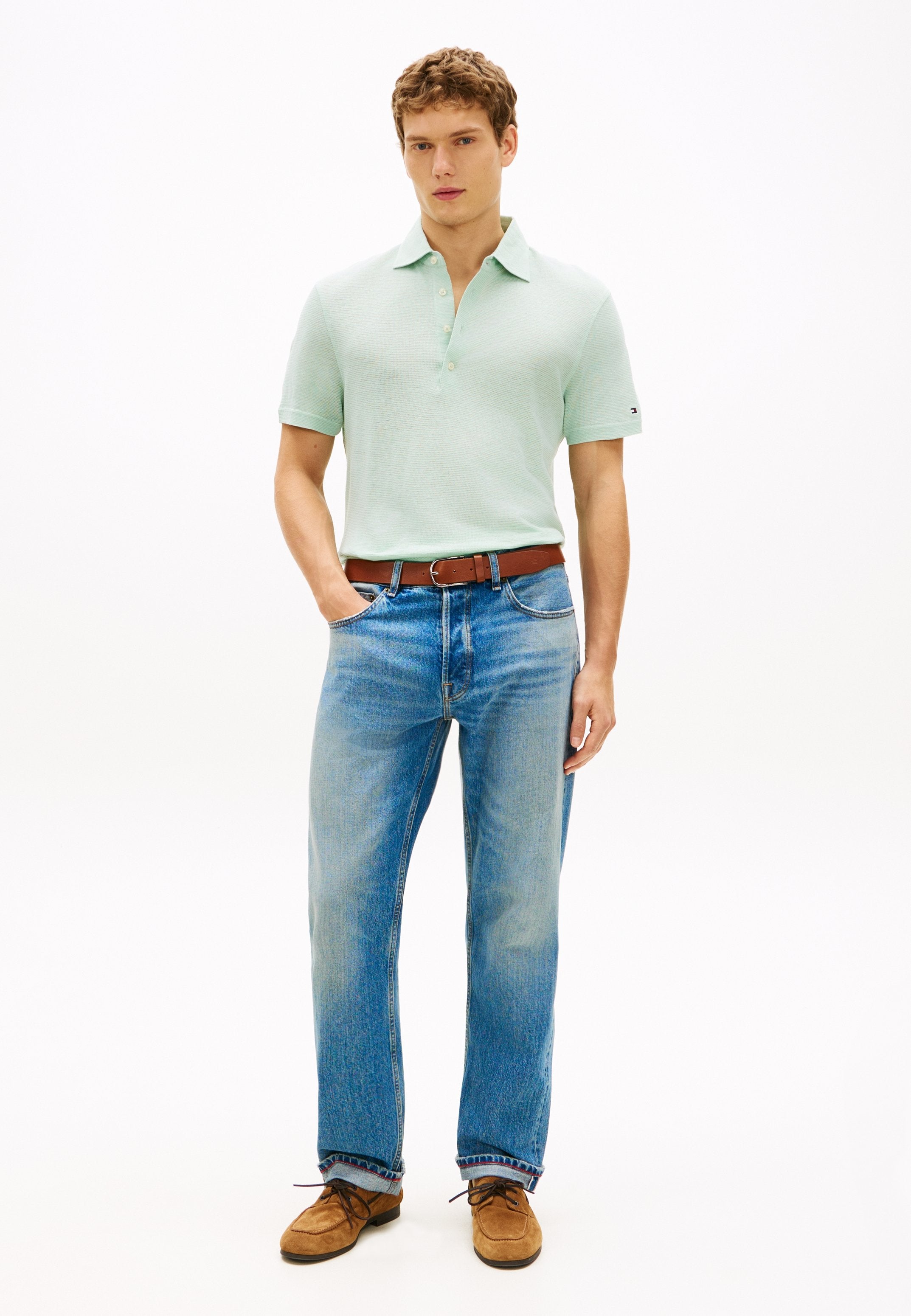 REGULAR FIT  Media 2